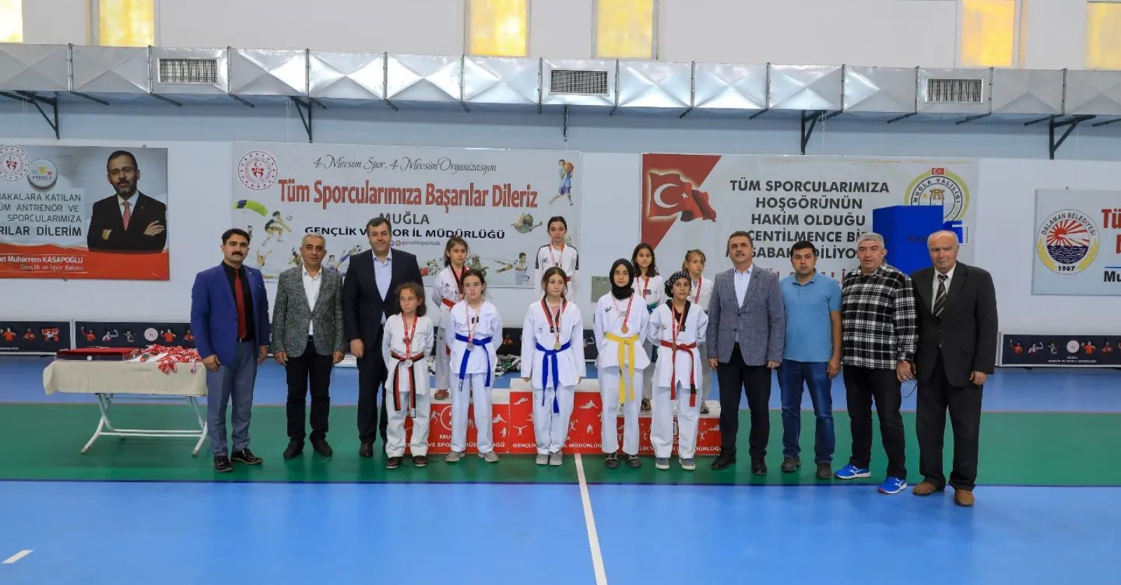 Dalaman Atatürk Kapalı Spor Salonunda Muğla Minikler ve Yıldızlar Taekwondo Şampiyonası Düzenlendi.